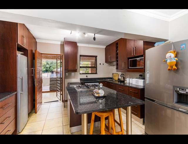 2 BEDROOM SECTIONAL TITLE FOR SALE IN BLACKHEATH